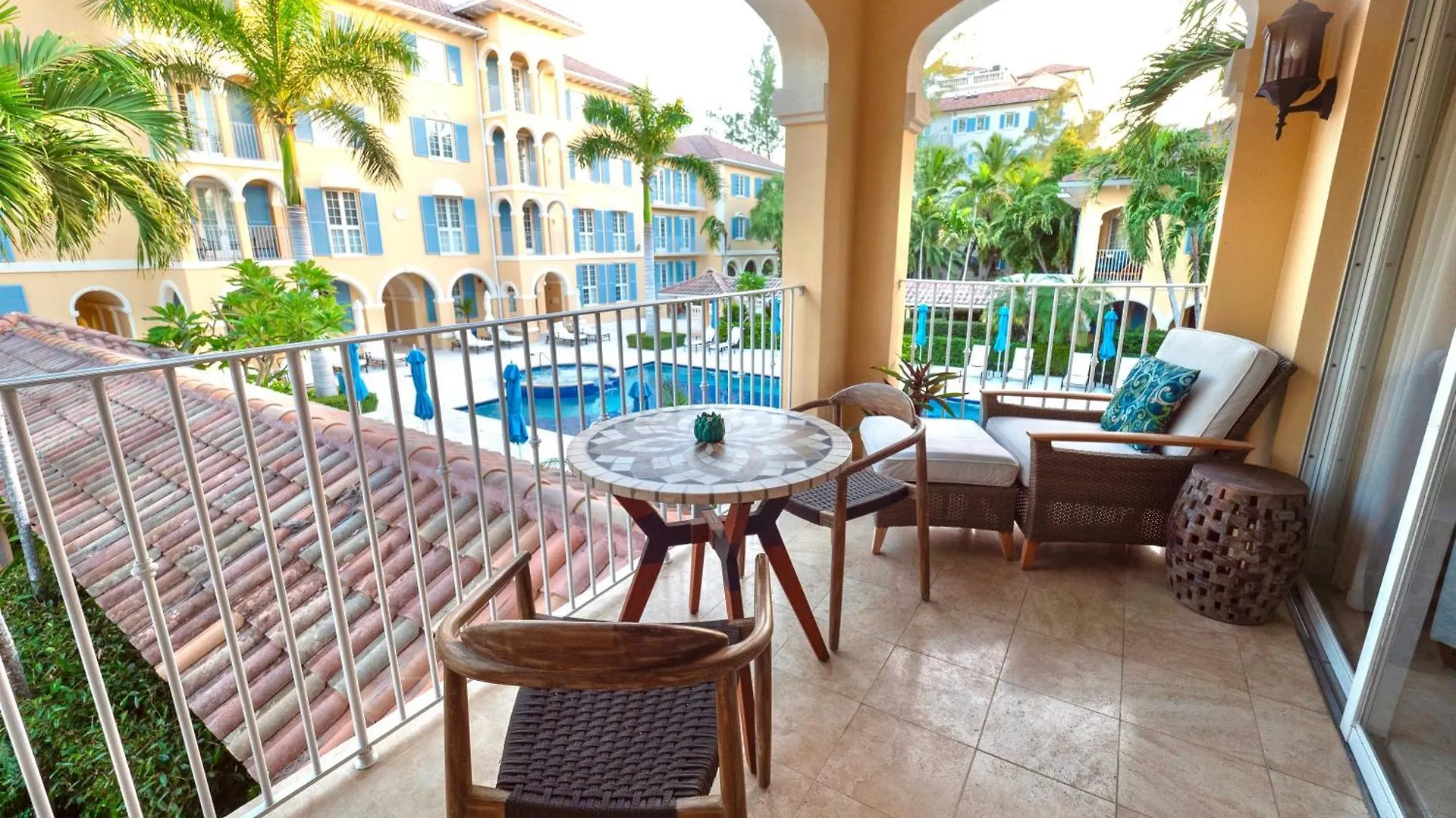 Villa Renaissance Grace Bay Apartment