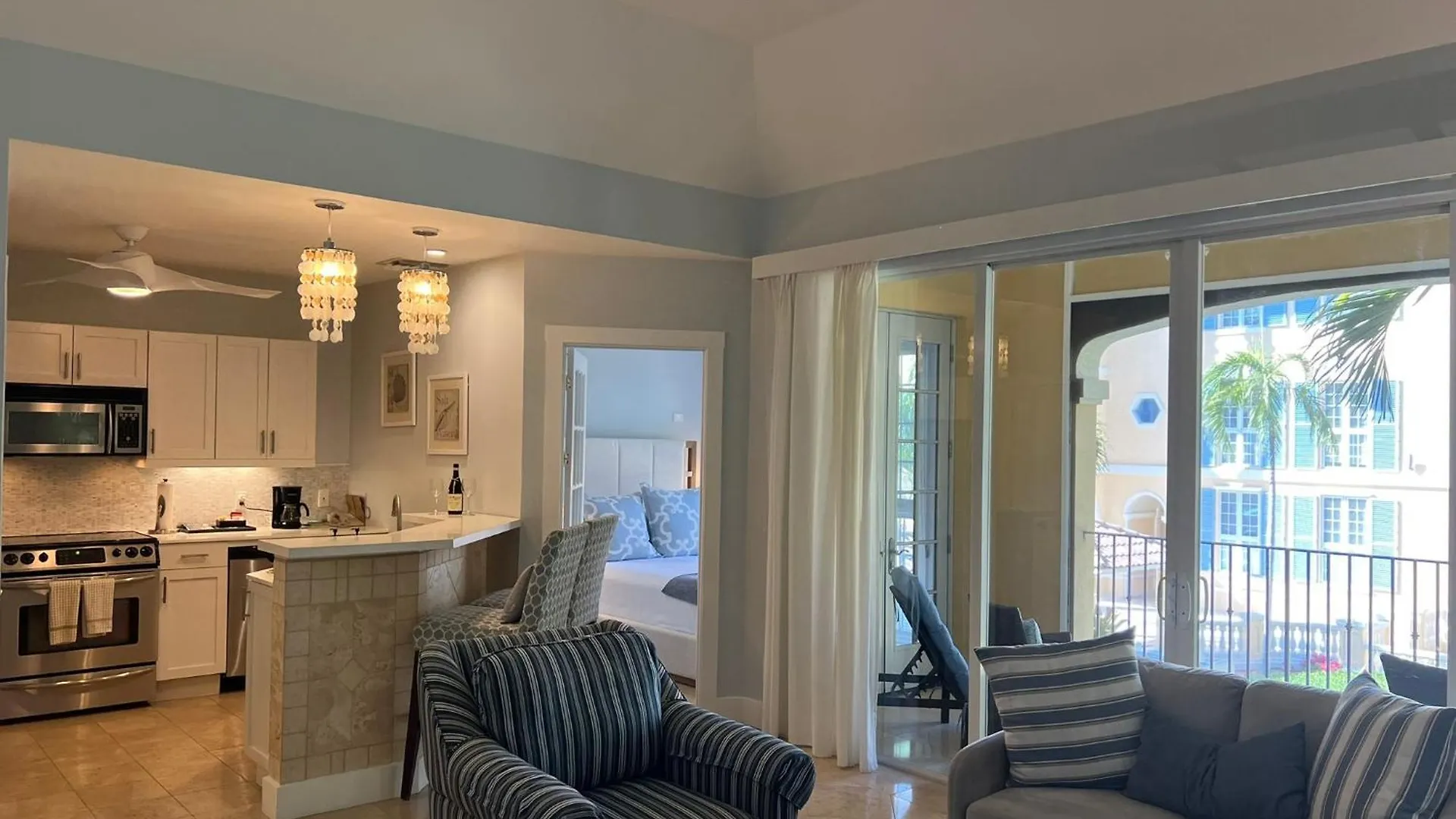 Villa Renaissance Grace Bay Apartment